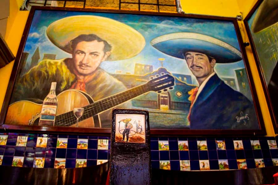 The-best-cantinas-in-CDMX-tradition,-ambience-and-good-drinks-in-one-place